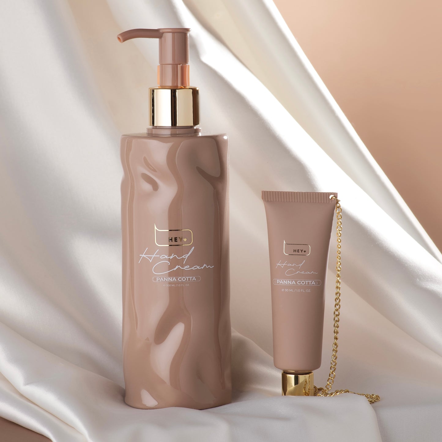 HEYLOVE - PANNA COTTA kézkrém - Csigakivonattal, 30 ml