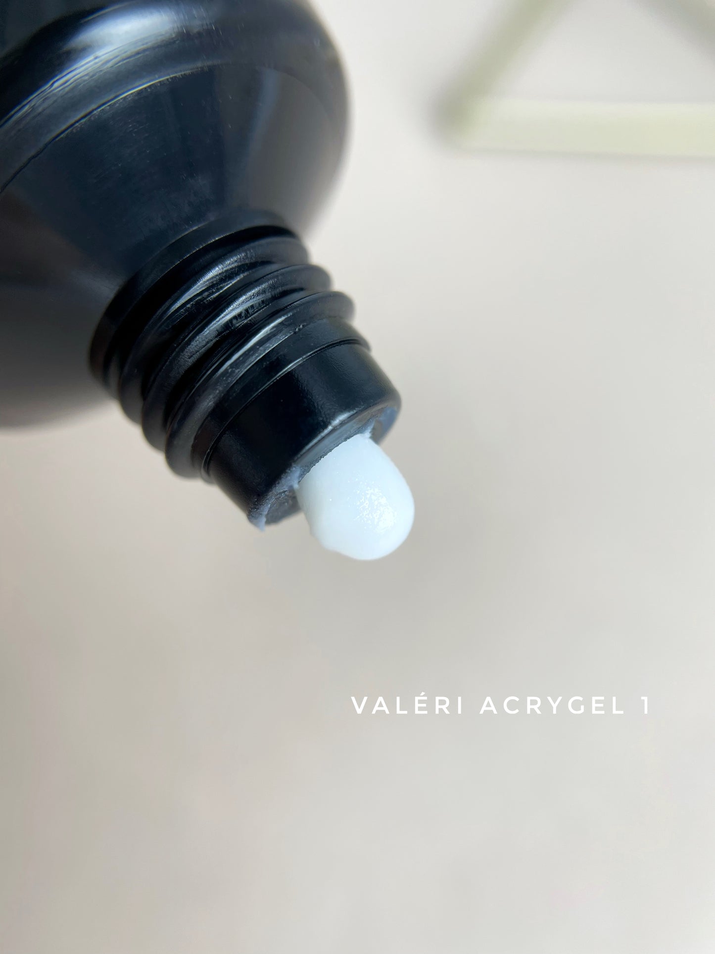 Valéri Akril gél  №01